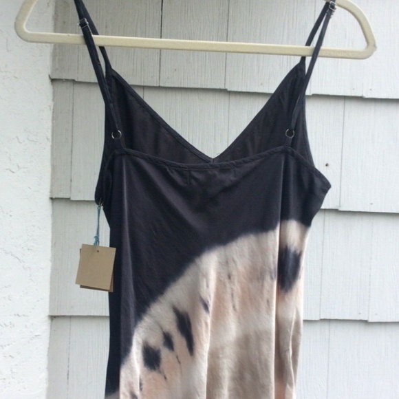 River + Sky Raya Satin Tank - Picture 5 of 5